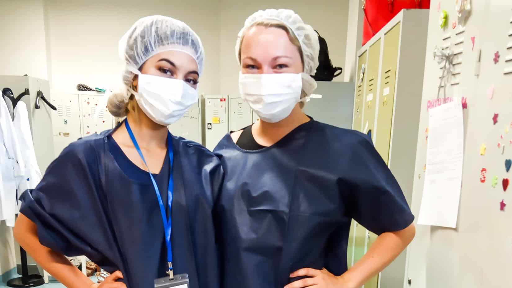 Students wearing masks in the hospital.